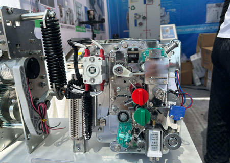 The installation process of microswitches in spring operating mechanisms